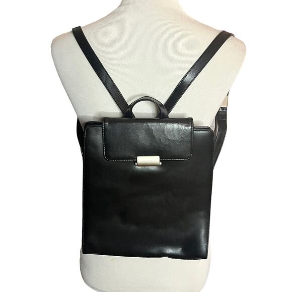 Mandarina Duck Vintage Leather Backpack Black Structured Lined Bag main image 7
